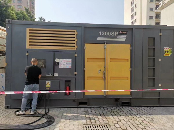 月湖延长空气滤清器使用寿命的注意事项